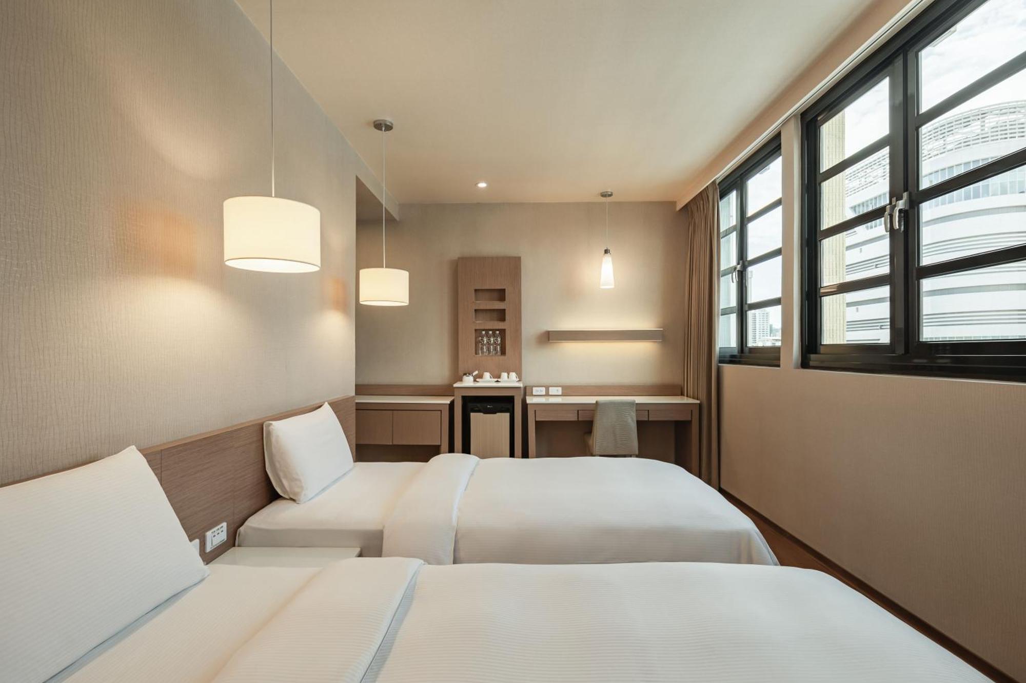 Kindness Hotel - Kaohsiung Main Station Cameră foto
