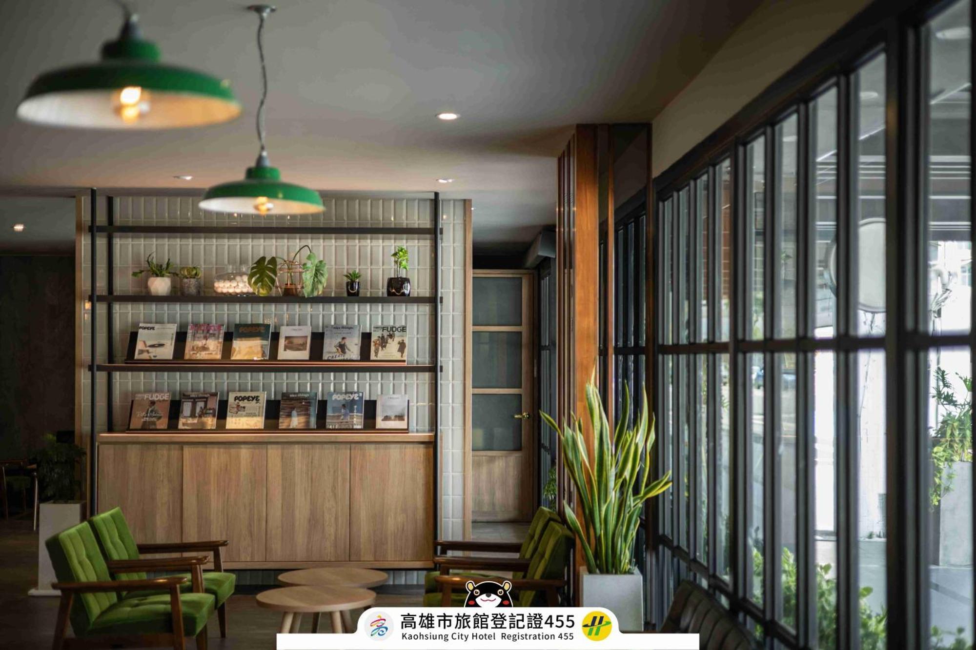 Kindness Hotel - Kaohsiung Main Station Exterior foto